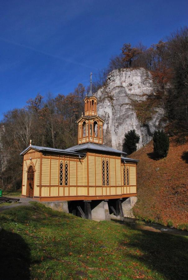 Pokoje Goscinne U Grazyny Ojcow Bagian luar foto